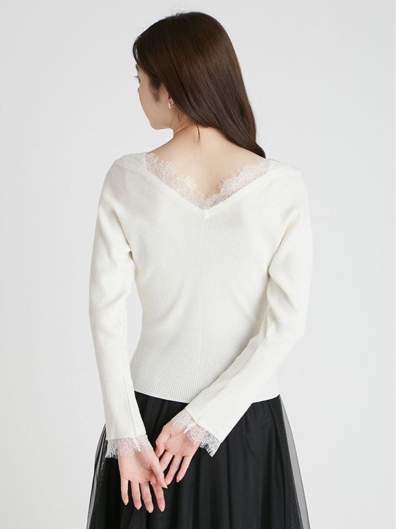 【新品未使用】CELFORD セルフォード♪レーストリムニットプルオーバー