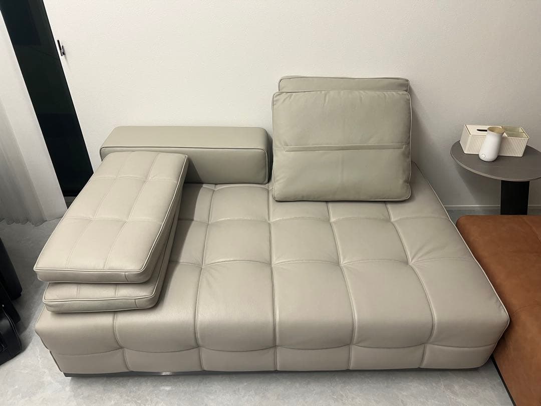 【ほぼ新品】高級ローレンス本革ソファ 大型 2台販売中