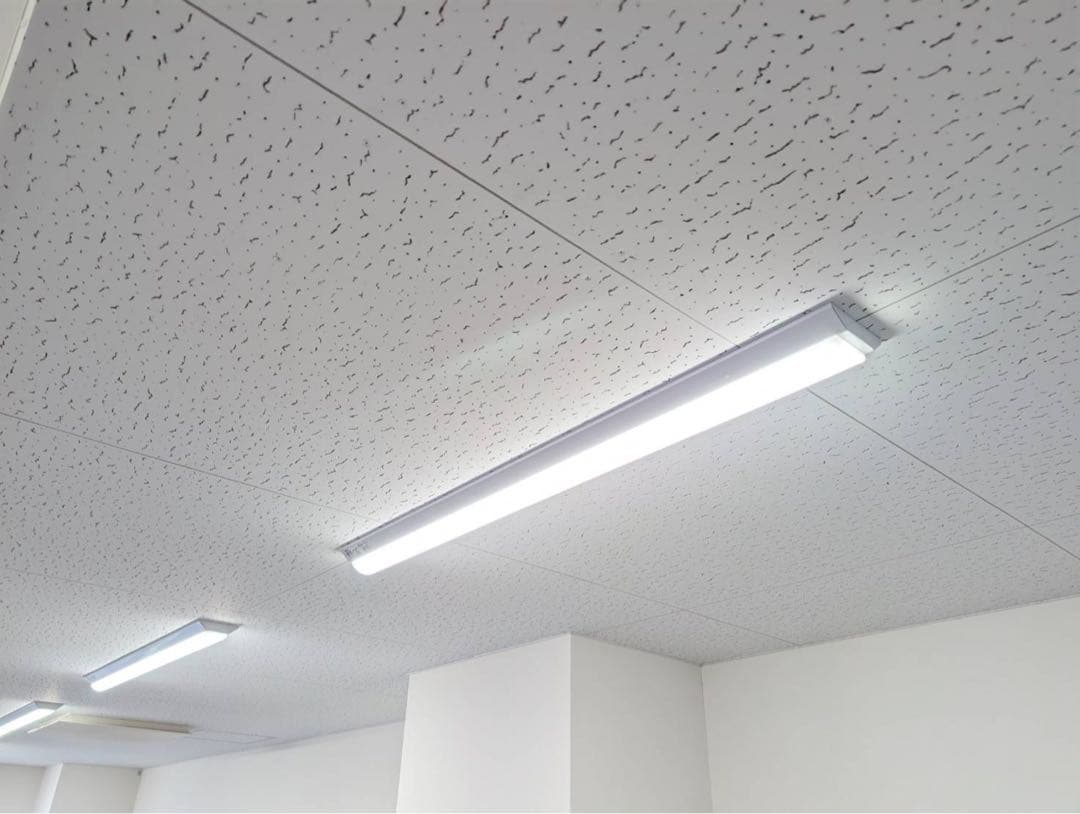 美品　東芝LEEM-40523N-01 20本セット スペアにどうですか？