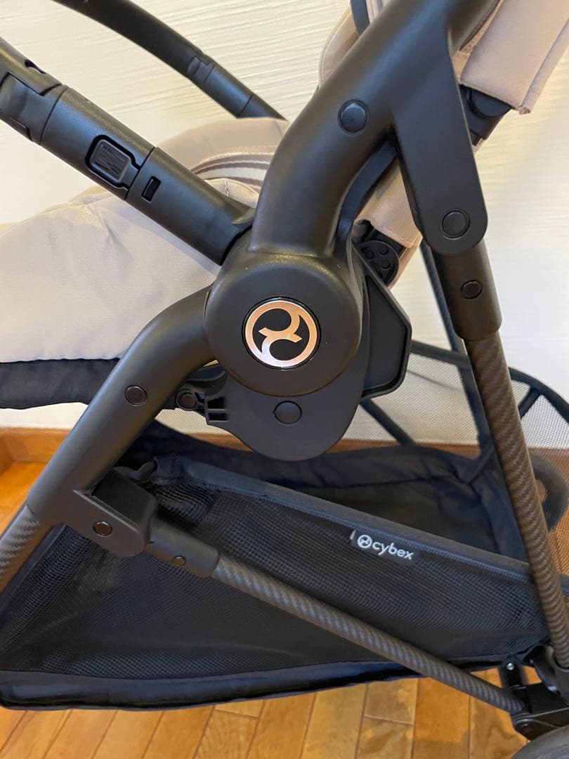 【限定モデル】 2025年型 サイベックス cybex メリオカーボン