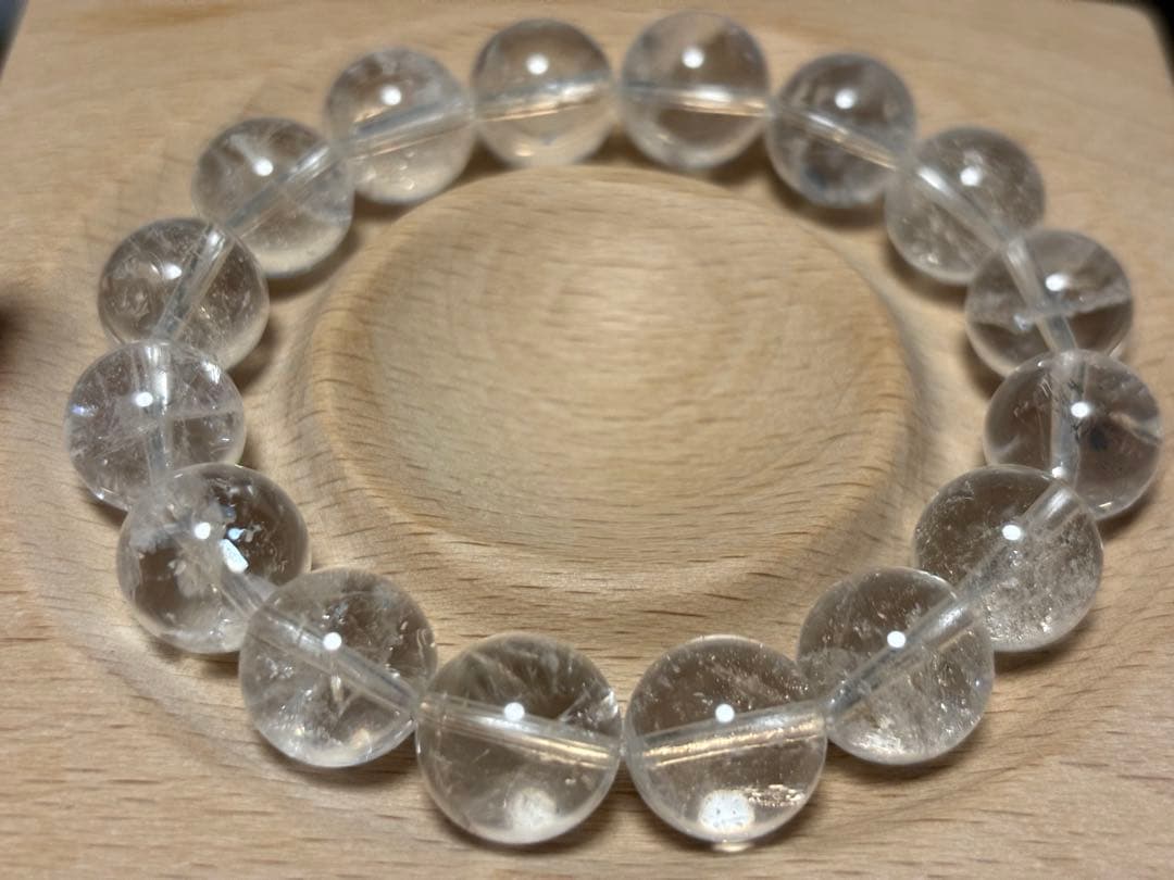 カイラス水晶　12ミリ　内径15.5センチ