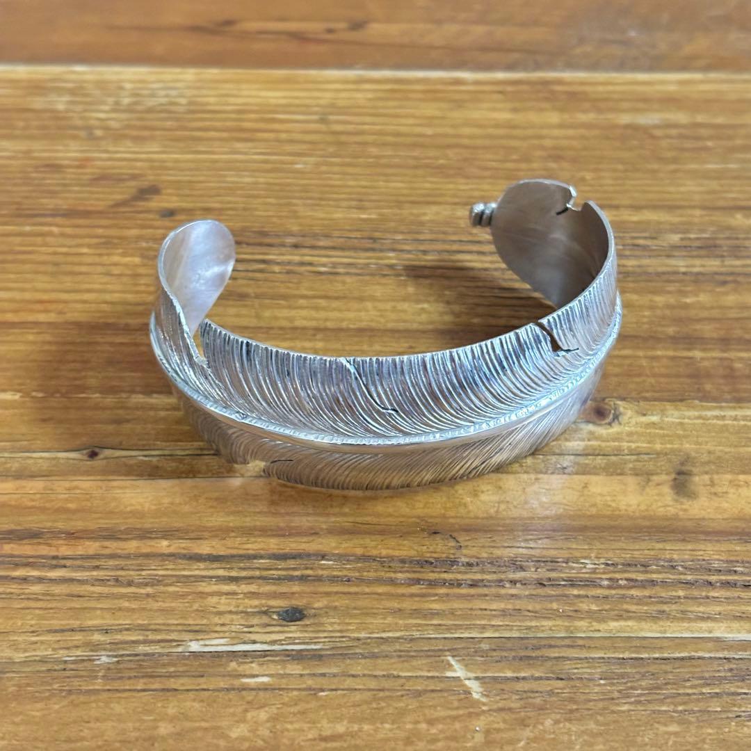 ナバホ族 Ben Begay フェザーバングル FEATHER BANGLE