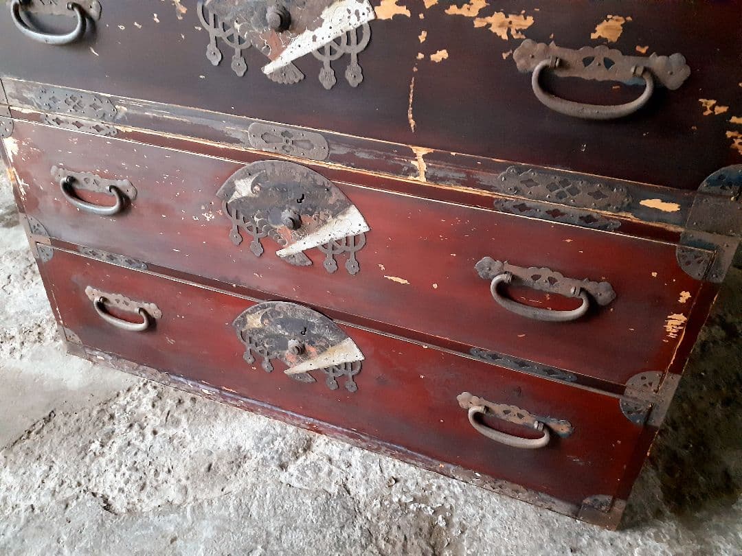 時代箪笥　和たんす　アンティーク　レトロ　古民家　扇型金具