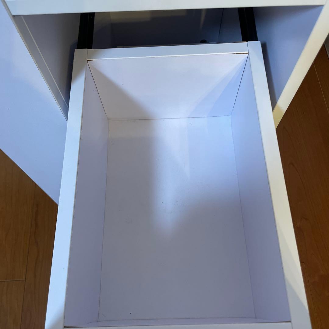 セブンエステ ネイルデスク