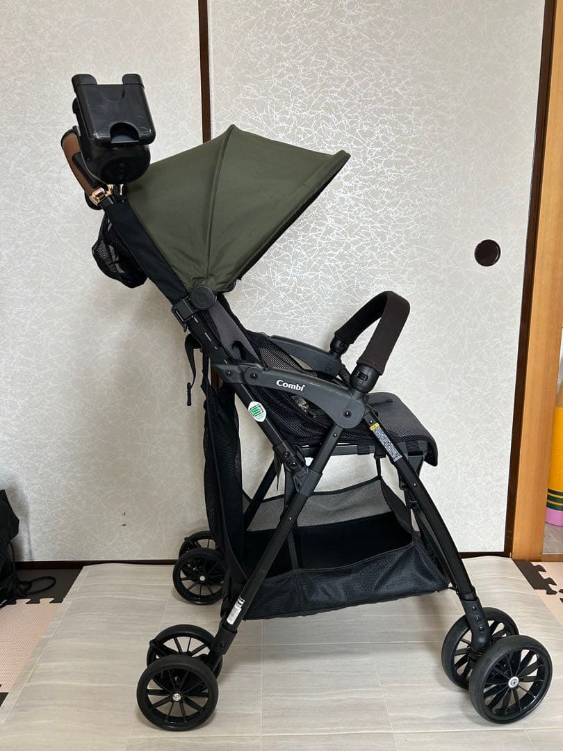 【美品】コンビ Acbee plus B型ベビーカー カーキ