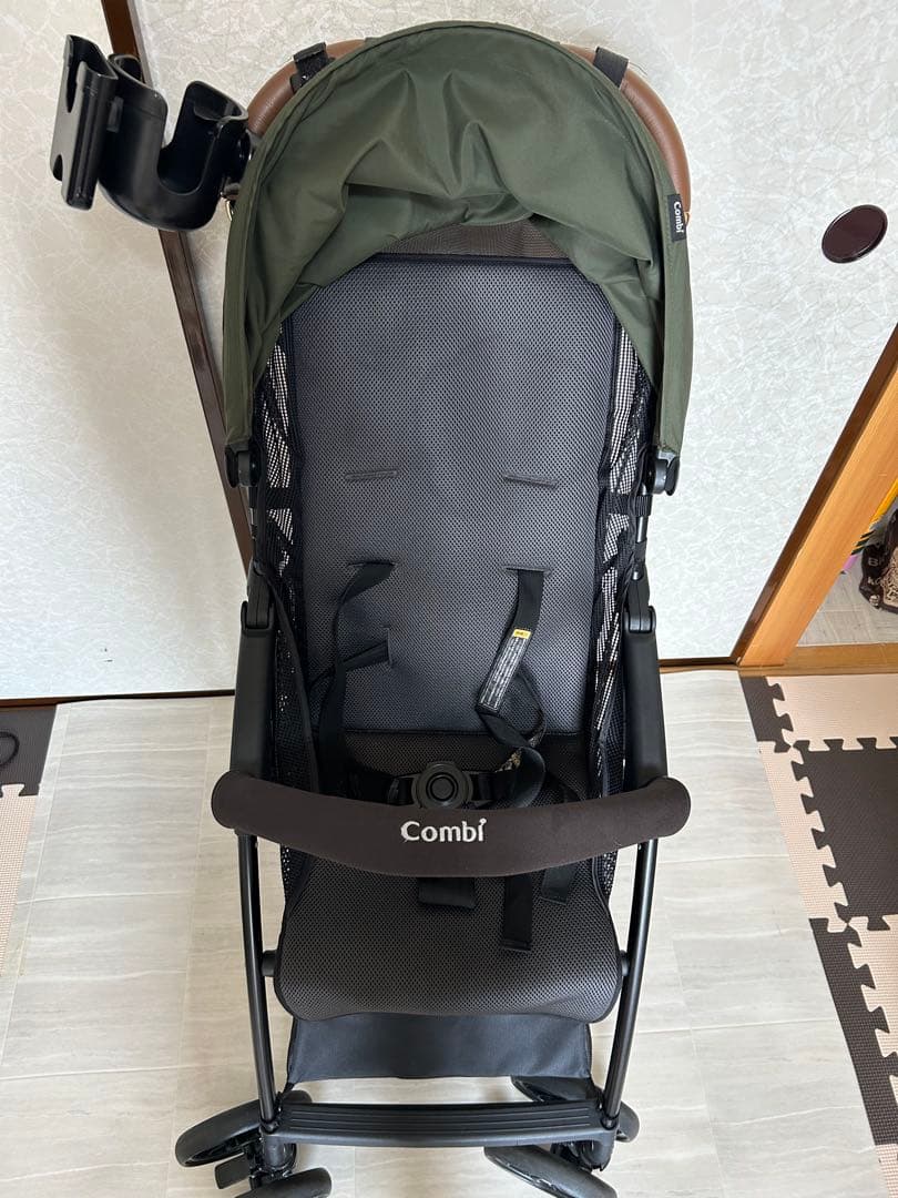 【美品】コンビ Acbee plus B型ベビーカー カーキ