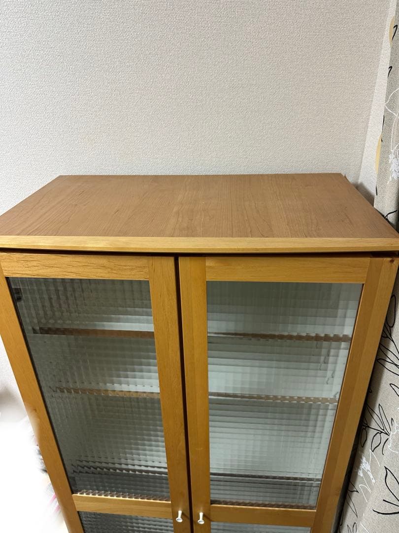 木製ガラス扉付き本棚 木製ラック　頼める便　ガラスキャビネット　おしゃれ