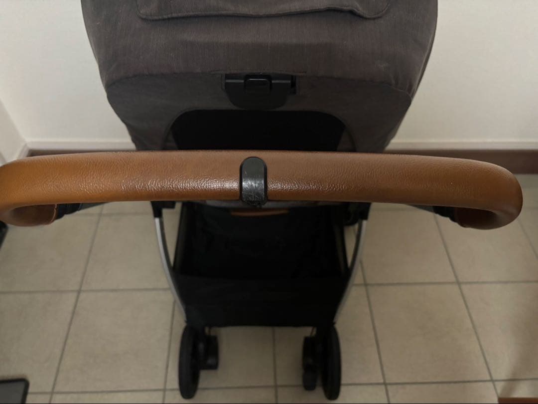 nuna ベビーカー triv トリヴ　ベビーカー