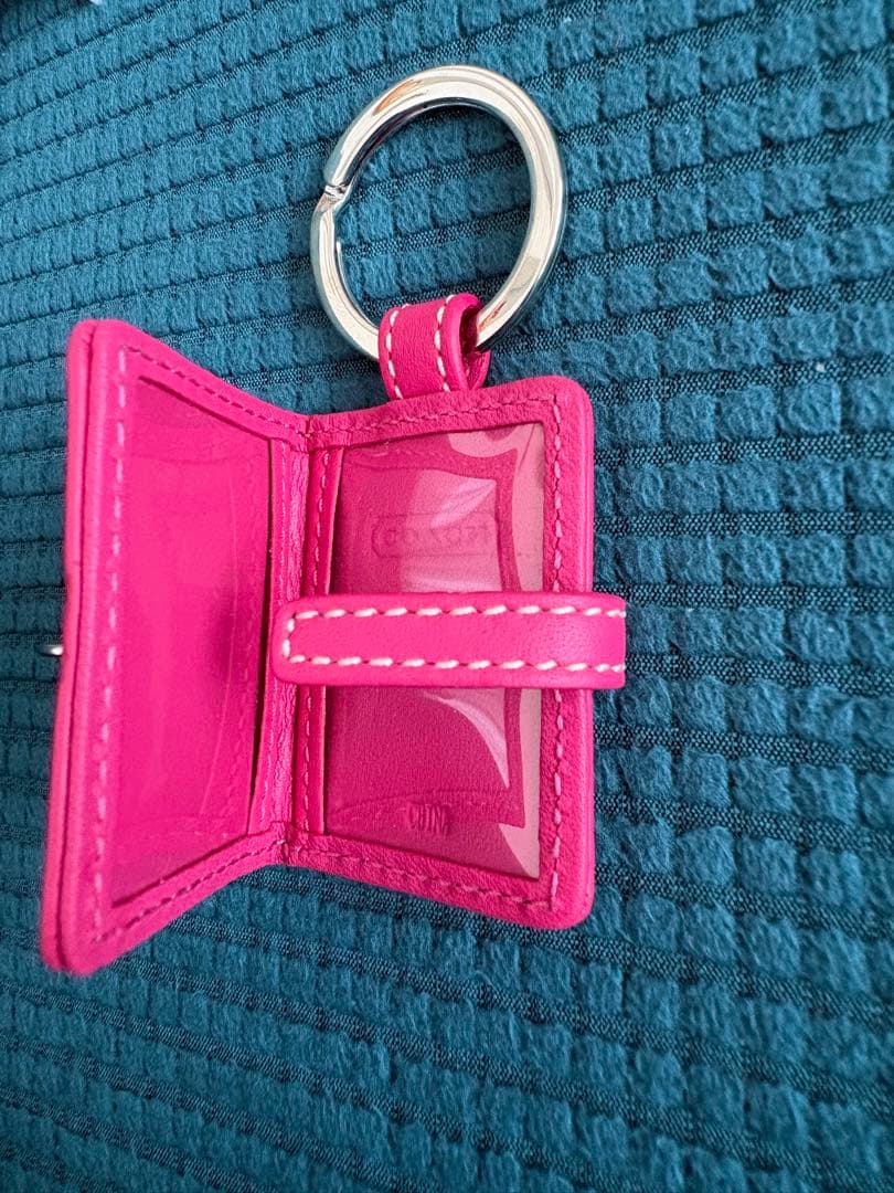 coach フォトフレーム　チャーム付き　キーホルダー