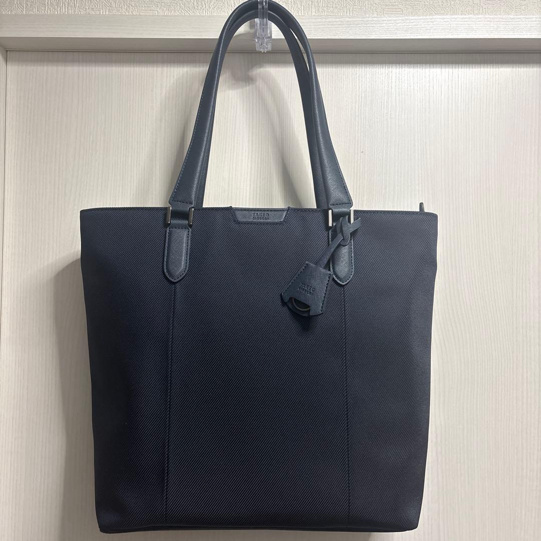 【開封後使用なし】タケオキクチ スマート モノトーントートバッグ　ネイビー