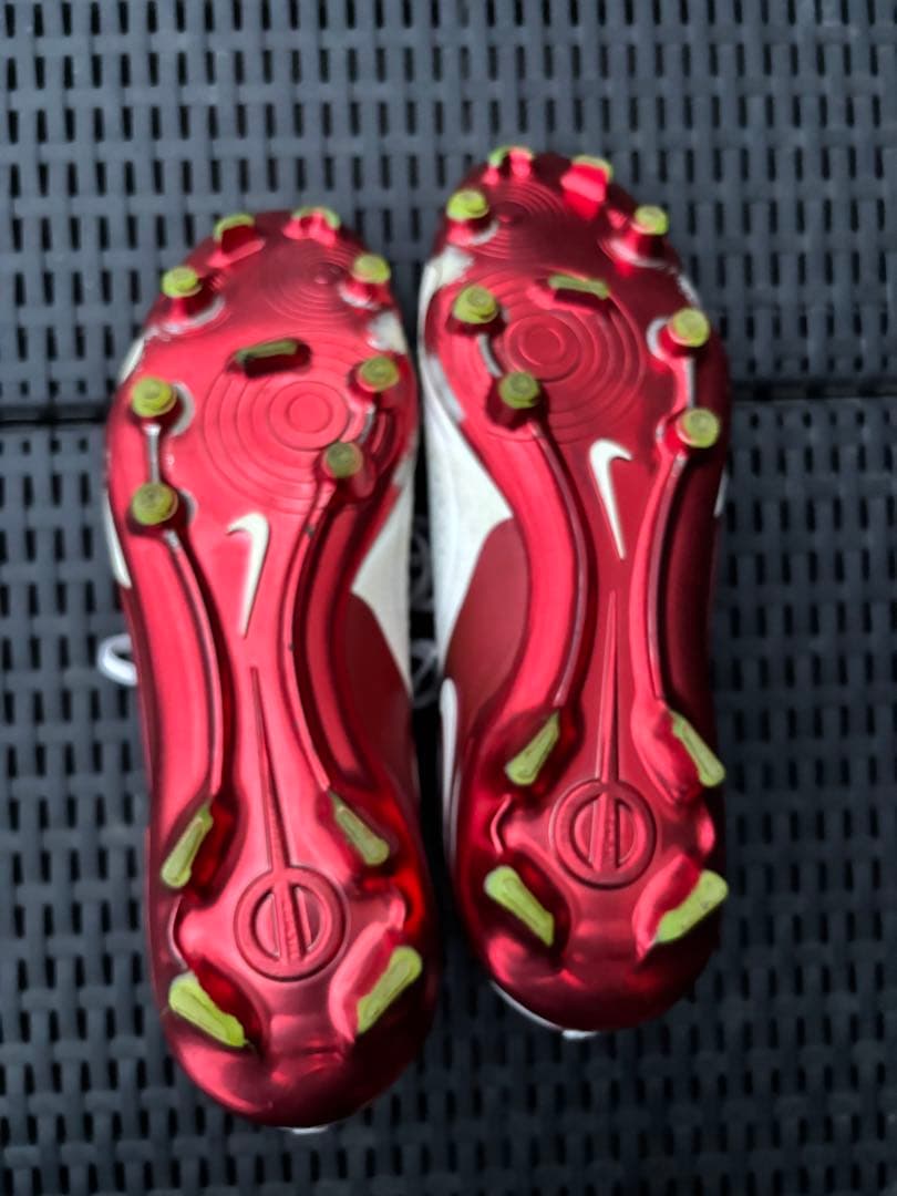 NIKE ティエンポ FG 28.0