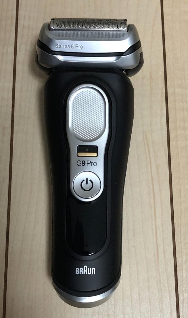 【美品】BRAUN S9 Pro 電気シェーバー 9450cc-V 洗浄器付き