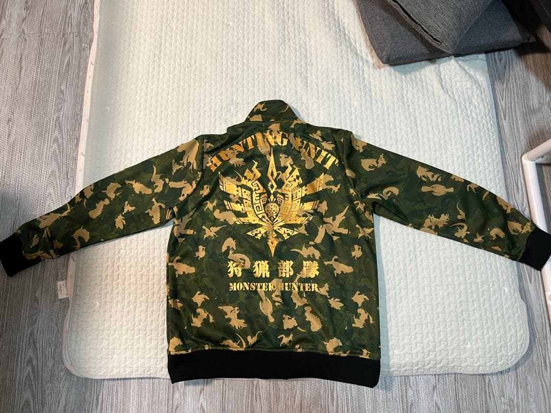 モンハン　ジャージ　MHB 迷彩