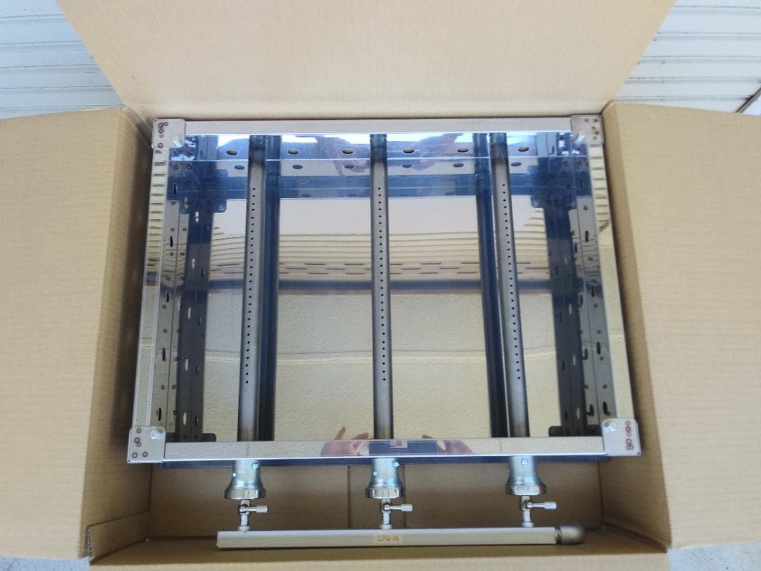 新品 なが～く使える 本格プロ仕様の鉄板 極厚９ミリmm 鉄板 ４辺フチ 持手付