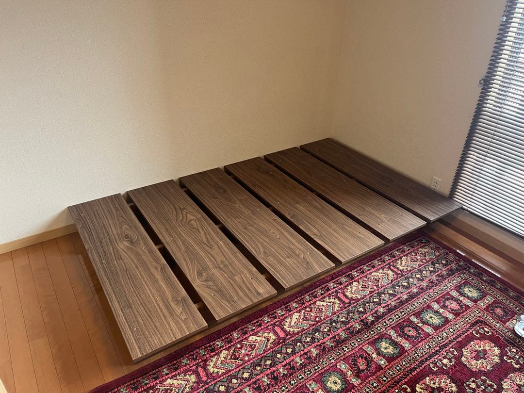 【引き取り限定】LOWYA ベッドフレームシングル