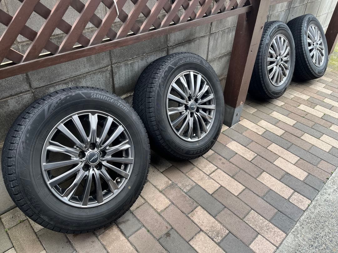 195/65R15スタッドレスVRX3タイヤ&ホイール4本セット プリウス30系