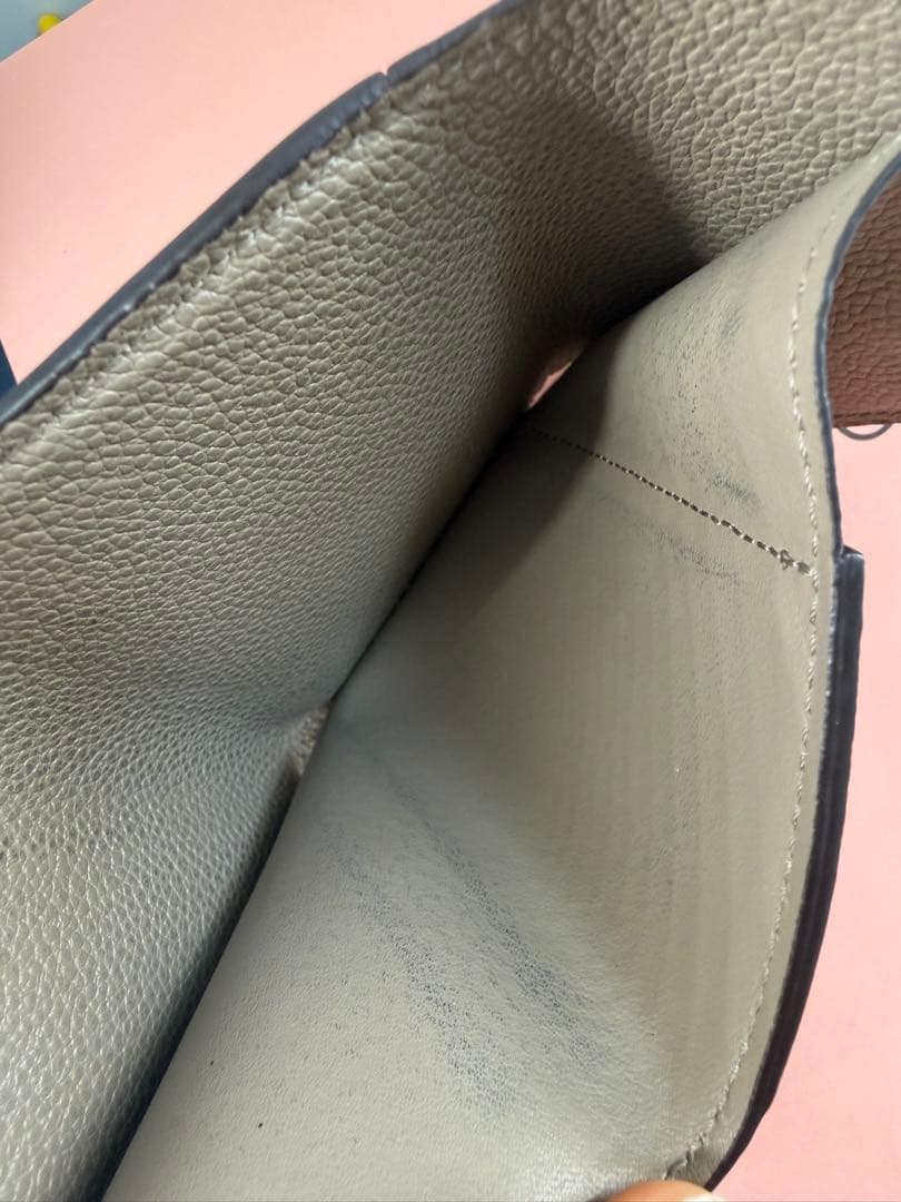 現行LOUIS VUITTON ポルトフォイユ　クレア モノグラム 折り財布