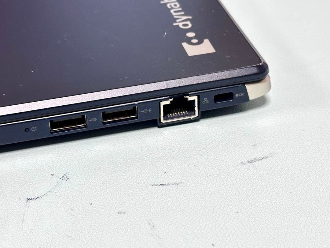 【極軽量】dynabook G83/M | 第8世代i5 | メモリ16GB