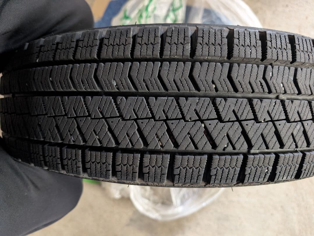 165/65R15ブリジストンBLIZZAKVRX2の四本セット