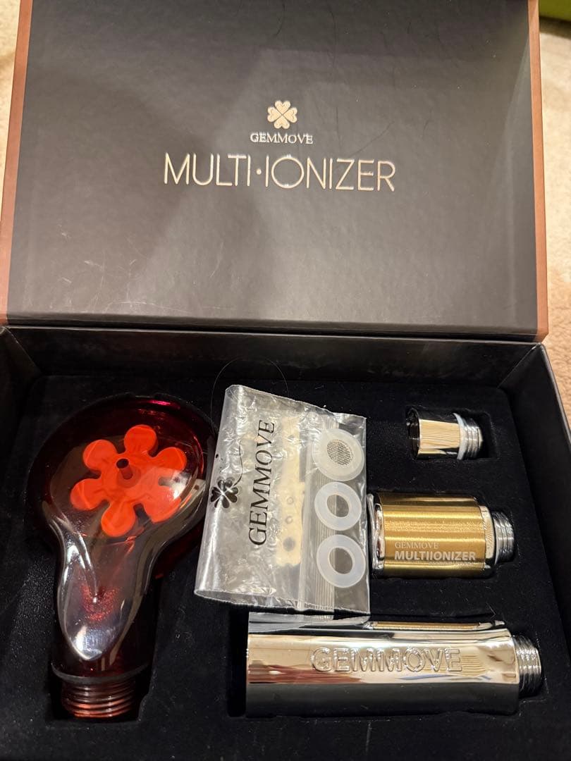 ジェンマジャパン　マルチイオナイザー　シャワーヘッド