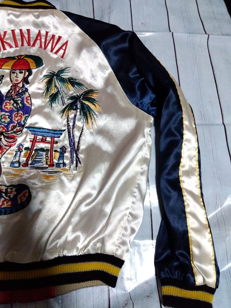 テーラー東洋　スカジャン　TT10930　鷹　日本地図　М