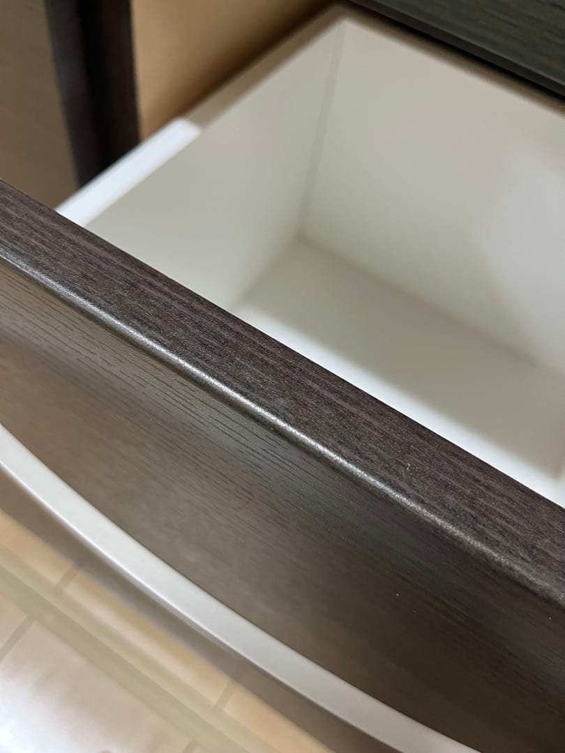 【値下げ中！8/19 15時まで！送料込み】キッチンボード　食器棚 ガラス扉付き