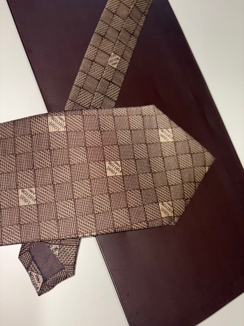 【新品・未使用】Louis Vuitton ダミエ　ネクタイ