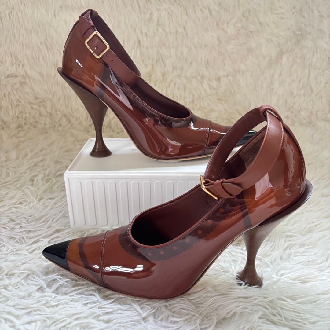 ✨美品　バーバリー　パンプス　ポインテッドトゥ　パテントレザー　エナメル　24