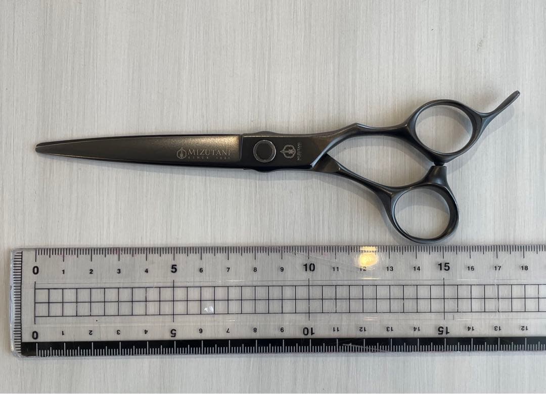 ミズタニシザーズ アクロKL ブラックケビン・ラッチマンモデルシザー 6.6