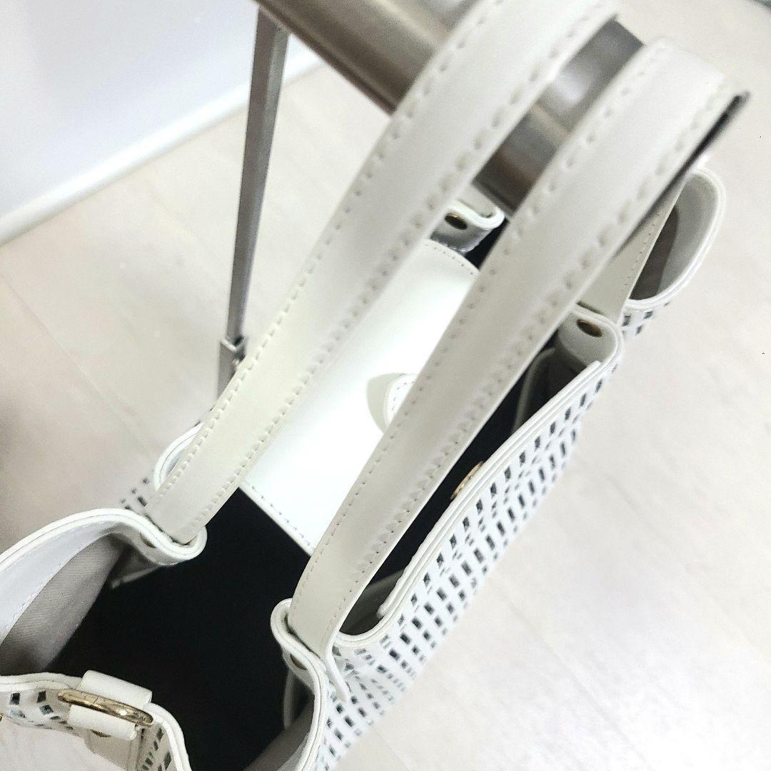 バーニーズニューヨーク トートバッグ 2way ショルダーバッグ ホワイト