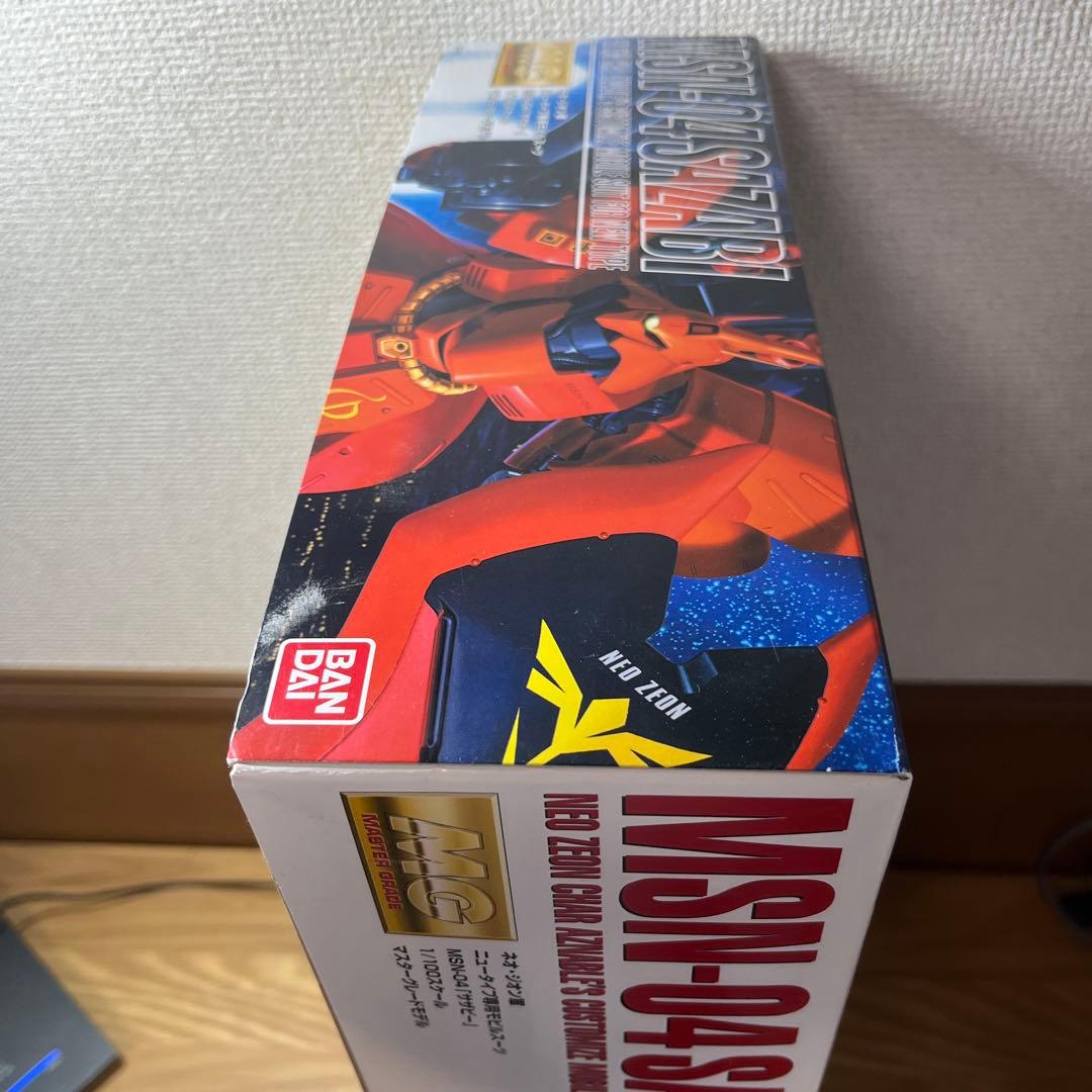 マ*ー様 MG MSN-04 サザビー 1/100 マスターグレード 新品 未開
