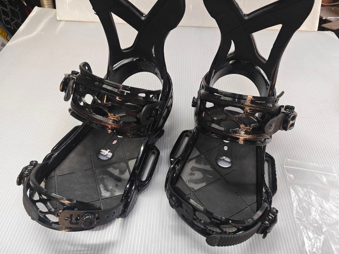 BURTON ビンディング CUSTOM est Lサイズ ストラップ新品交換