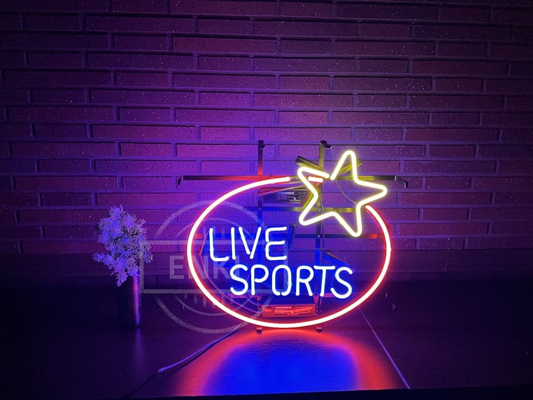 LIVE SPORTS ネオンサイン　スポーツバー　店舗装飾　インテリア　照明