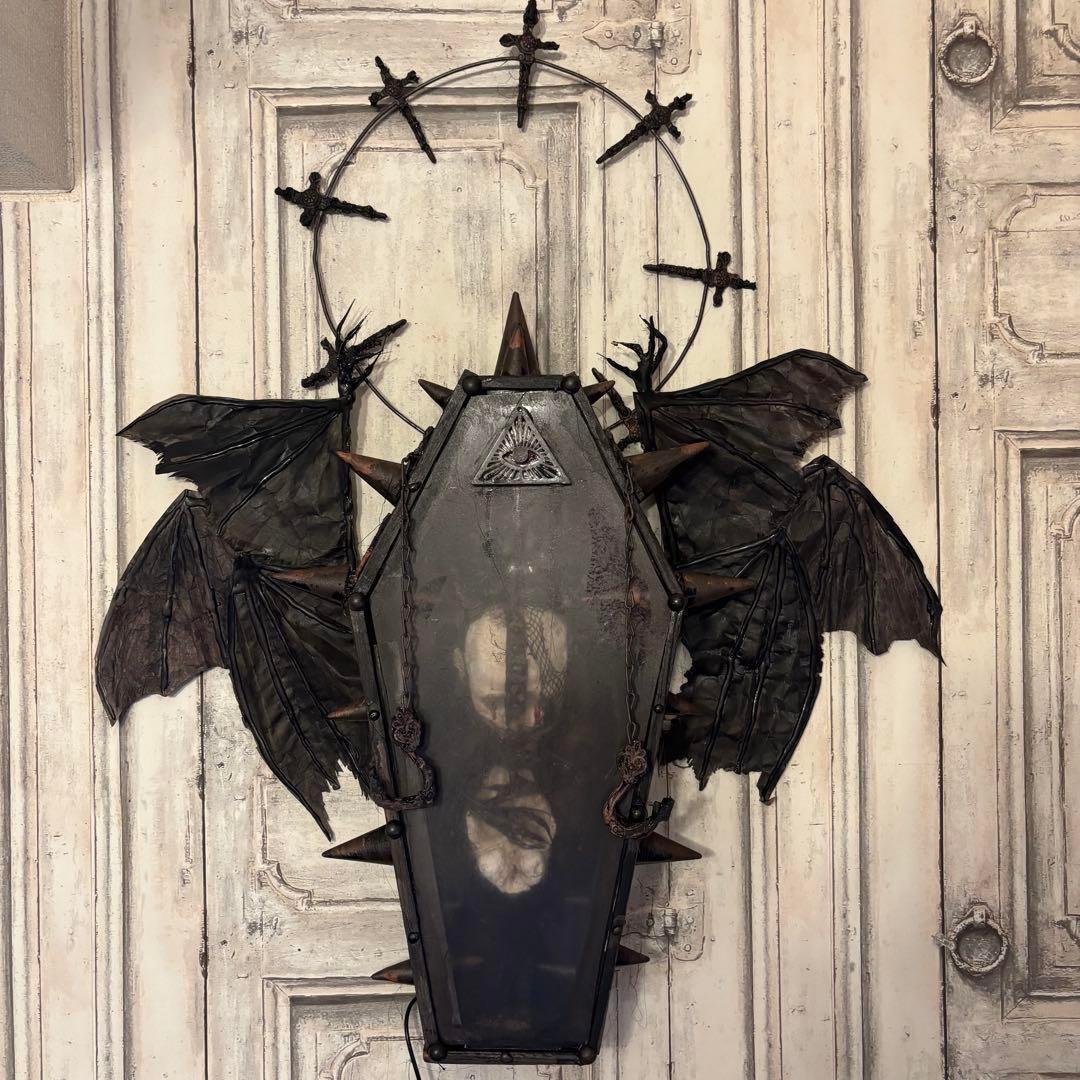 【Special Price】 血誓いの棺(拷問)オブジェ