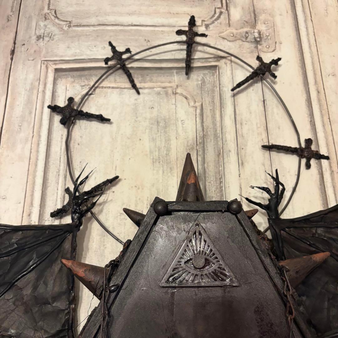 【Special Price】 血誓いの棺(拷問)オブジェ