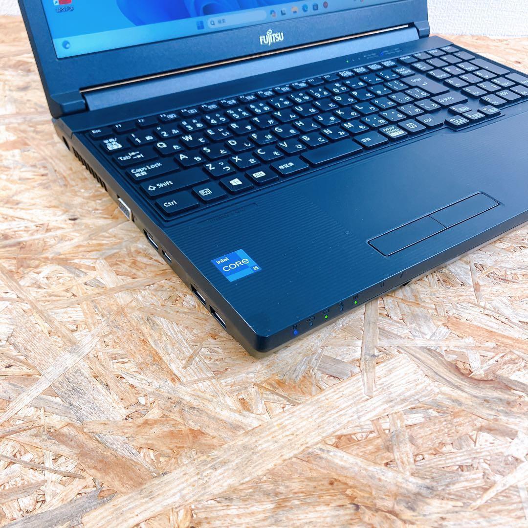 LIFEBOOK A5511 第11世代 15.6型 / テンキー DVD