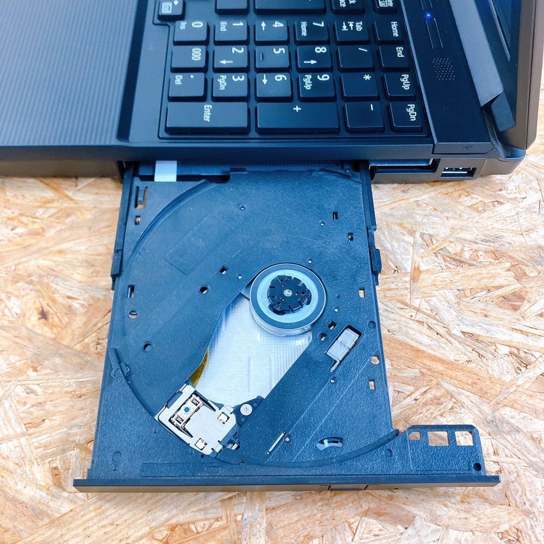 LIFEBOOK A5511 第11世代 15.6型 / テンキー DVD