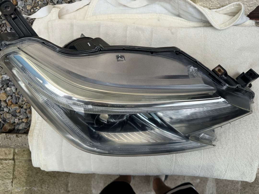 マークX純正GRX-130ヘッドライト