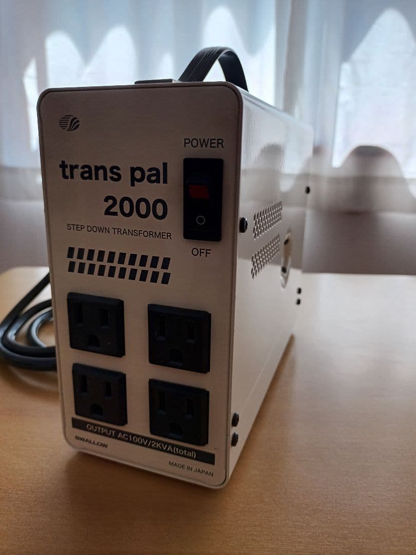 SWALLOW 海外用変圧器 PAL-2000EP