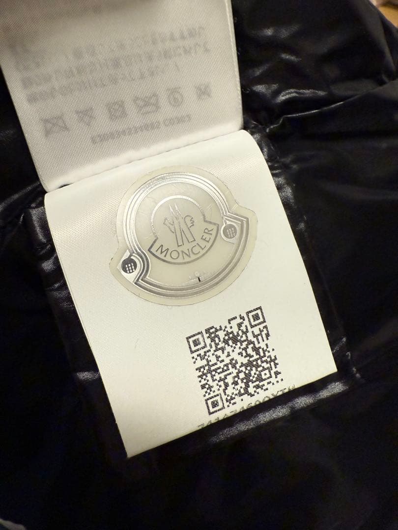 enchanteモンクレール　ダウンジャケット個性的なブラウン