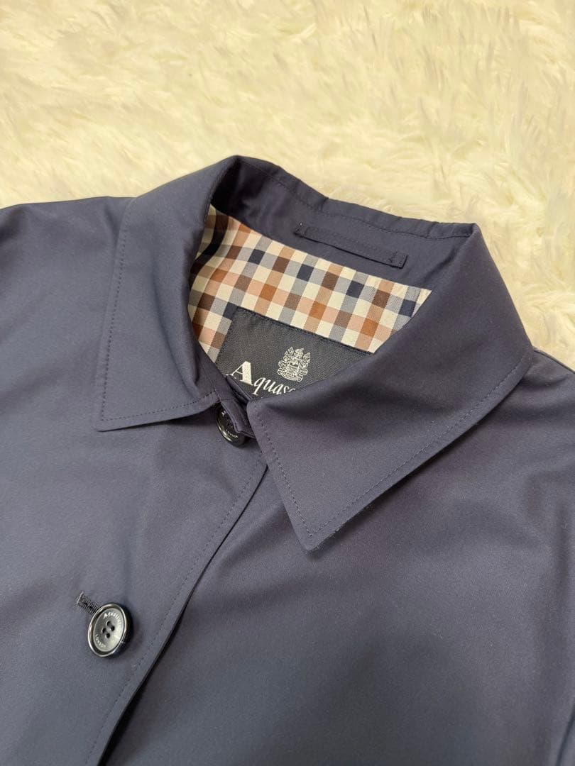 美品　アクアスキュータム　ステンカラーコート　ネイビー　チェック