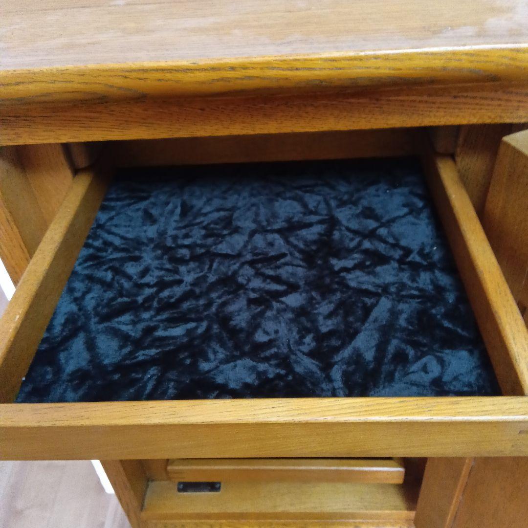 北欧 英国スタイル 彫刻入り キャビネット 収納棚 電話台 花台【送料込み】