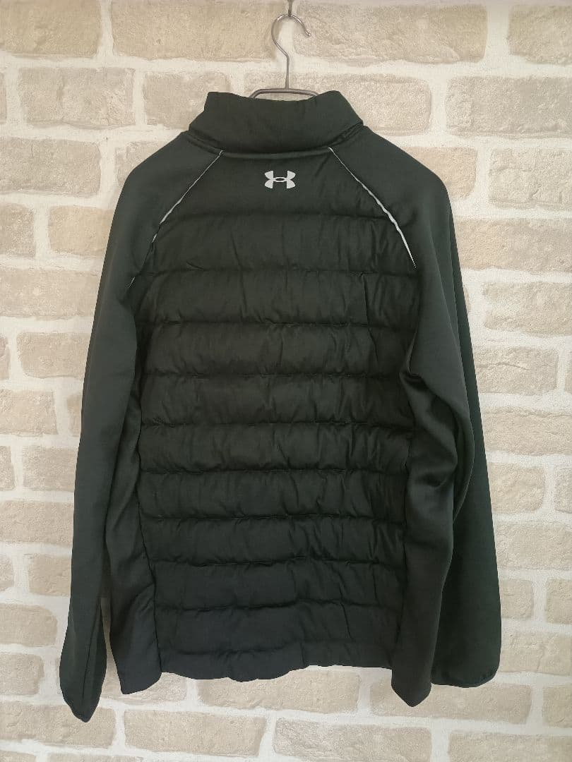 【新品♪】アンダーアーマー　ゴルフ　ダウンジャケット　黒 サイズM