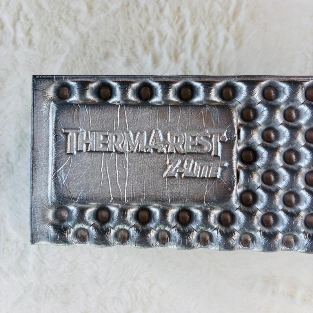 THERMAREST Zライトソル R値2.0 日本正規品 USA製
