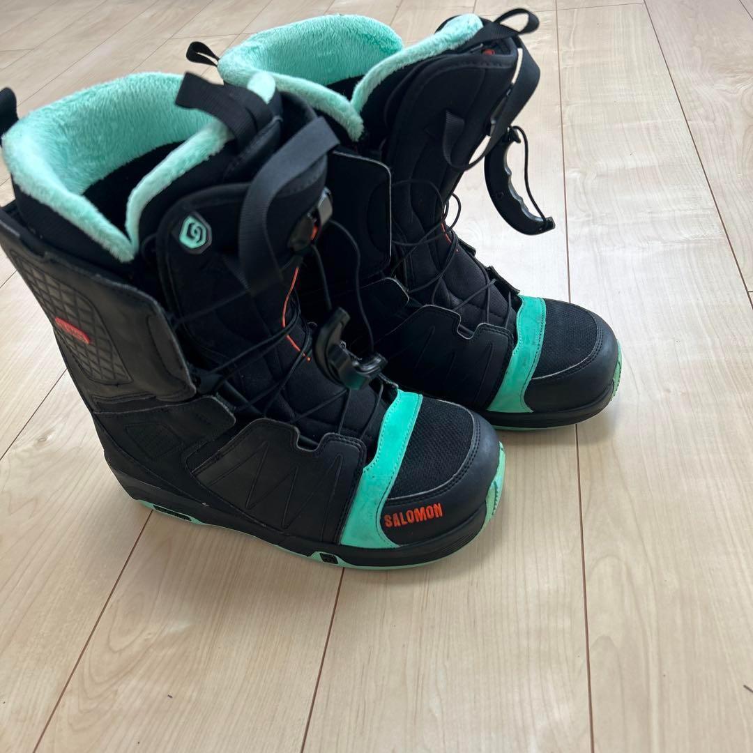 スノボ スノーボードセット デザイン ブーツ　バインディング付き