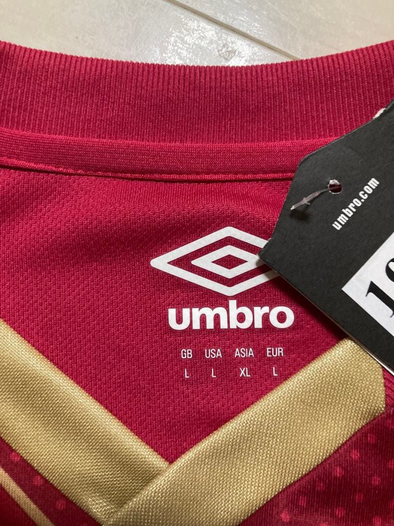 【新品未使用タグ付き】セルビア代表2014ホームユニフォーム インポートLサイズ