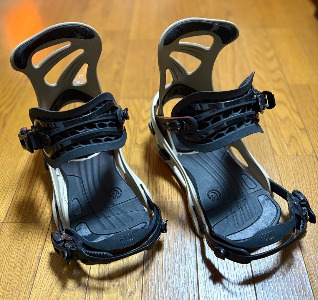 FLUX(フラックス) ビンディング 　DS　Mサイズ