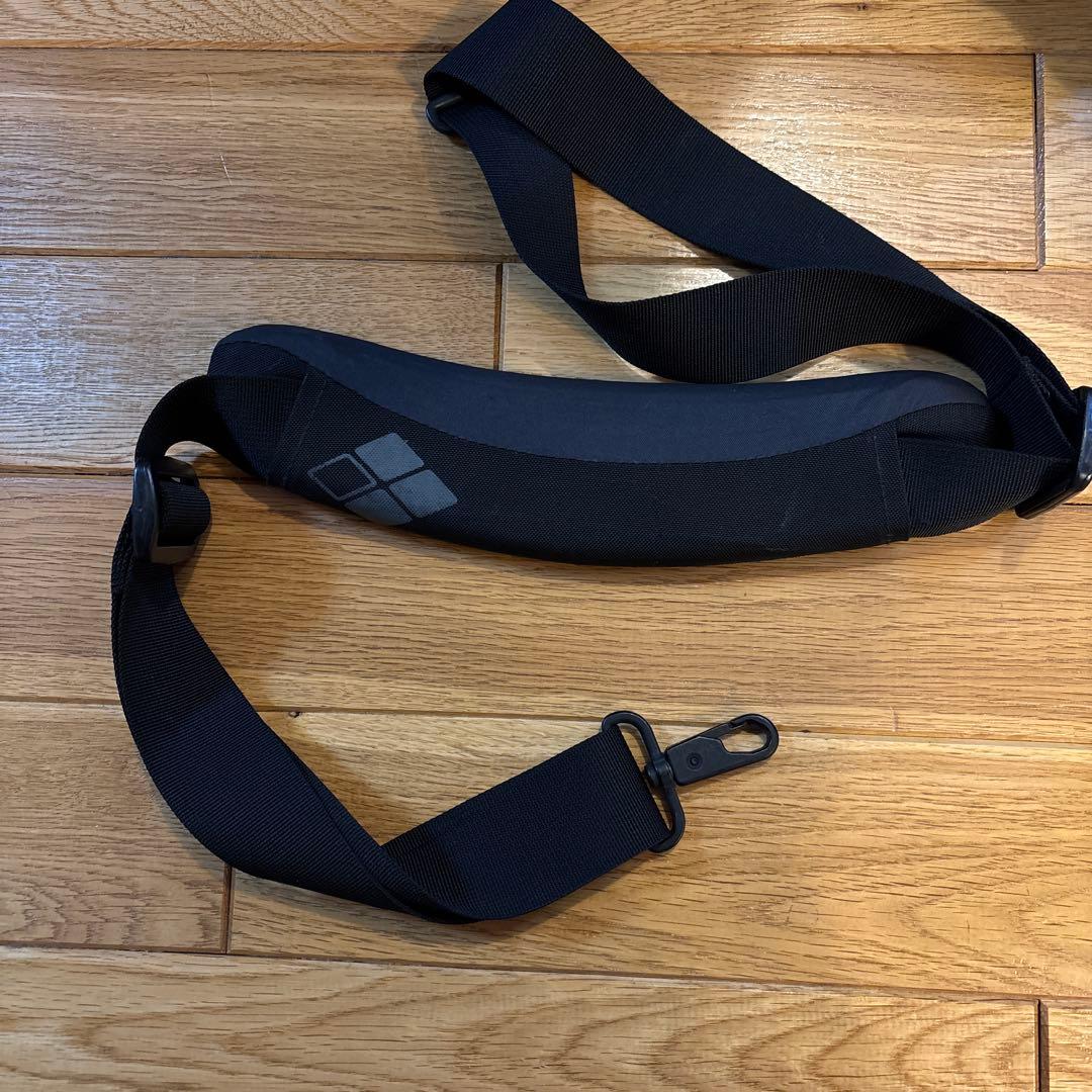 mont-bell モンベル　ウィーリーダッフル 80 キャリーバッグ