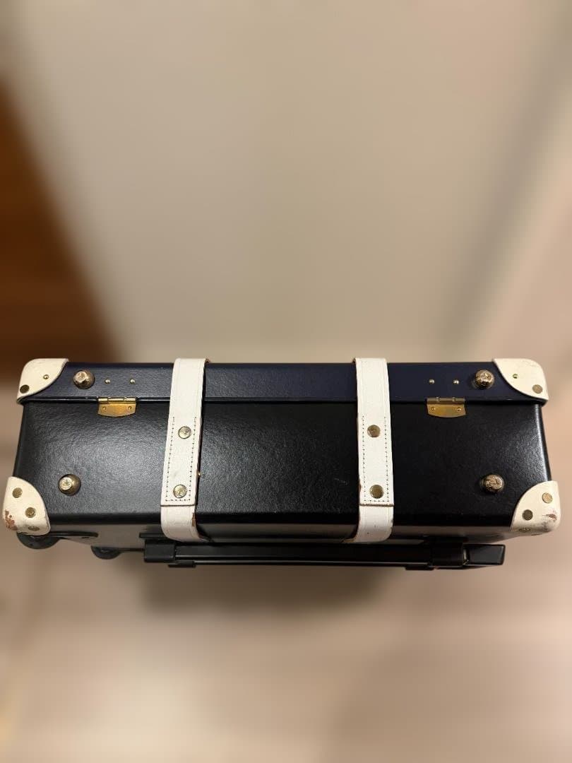 グローブトロッター　キャリーケース 　21インチ　サントリーニ限定モデル