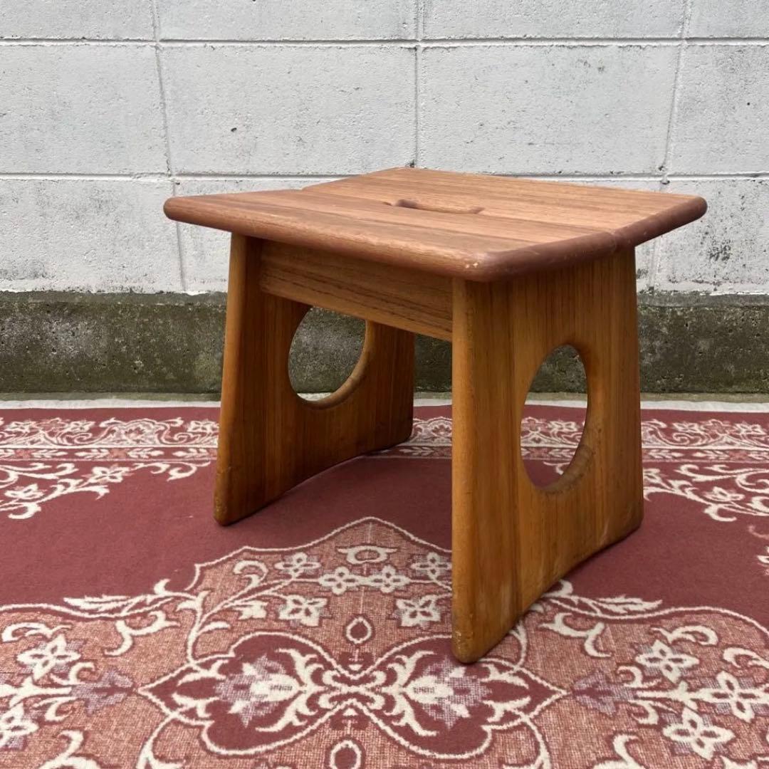 ビンテージ古道具◾️木製無垢材 桐材 角型スツール 椅子 イス